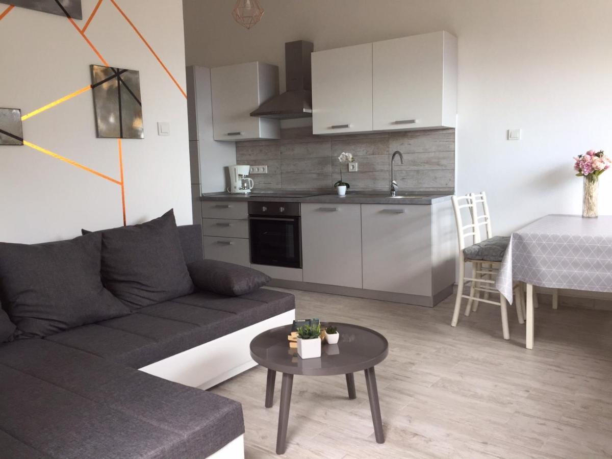 Apartments Novum 诺维·维诺多尔斯基 外观 照片
